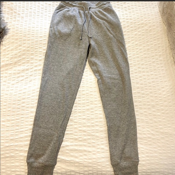 COPY - Aritiza Sunday best waffle joggers - Picture 3 of 3